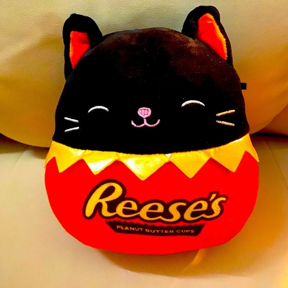 Reeses Squishmellow 8inch cat - Picture 1 of 4